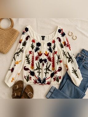 Anthropologie Chelsea & Theodore Embroidered Floral Boho Blouse Size S